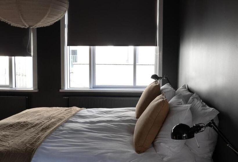 هتل Rey Apartments