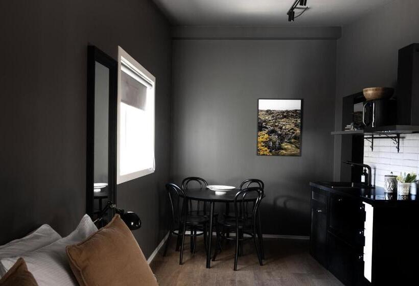 هتل Rey Apartments