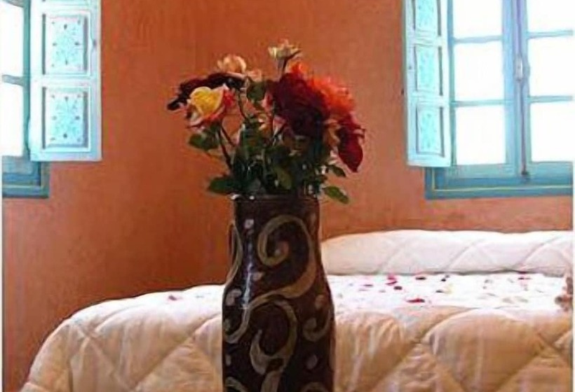 호텔 Riad Ksarjenna