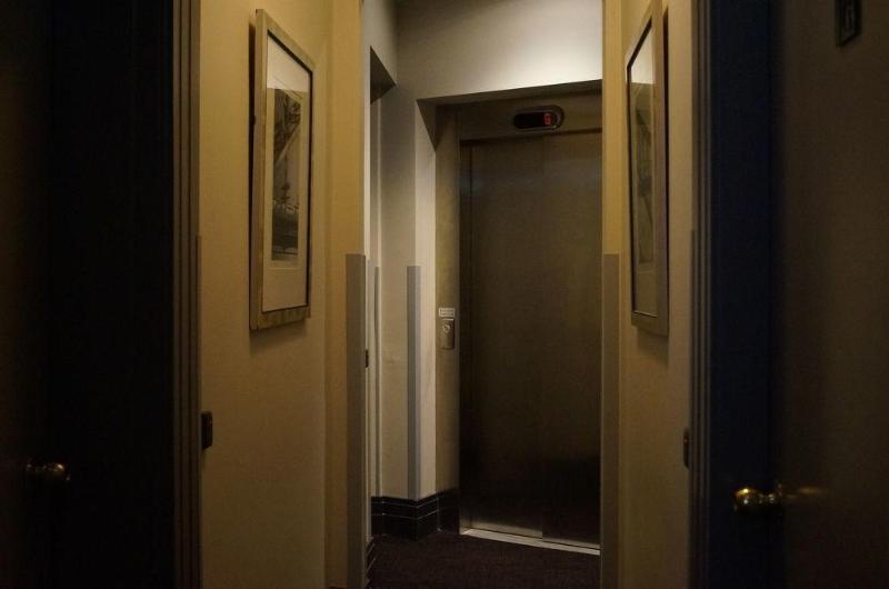 هتل Royal Exhibition