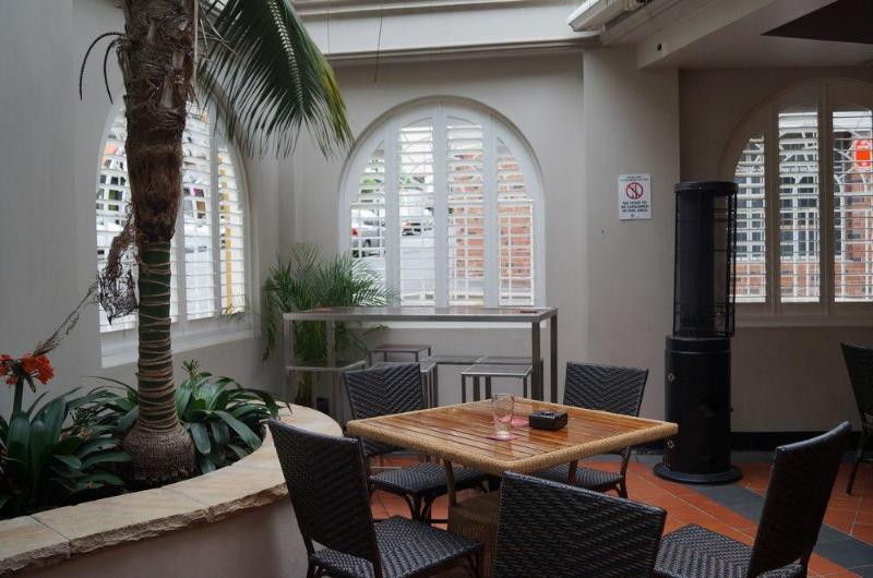 هتل Royal Exhibition