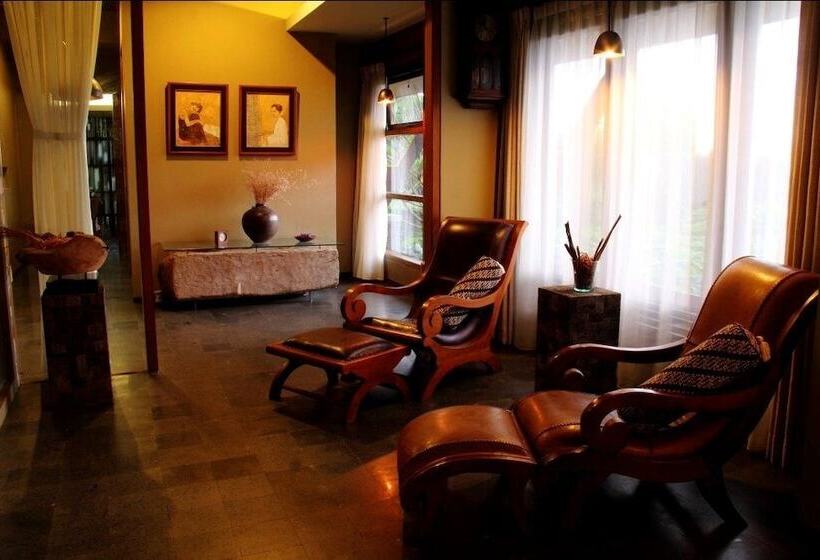 Отель Rumah Batu Boutique