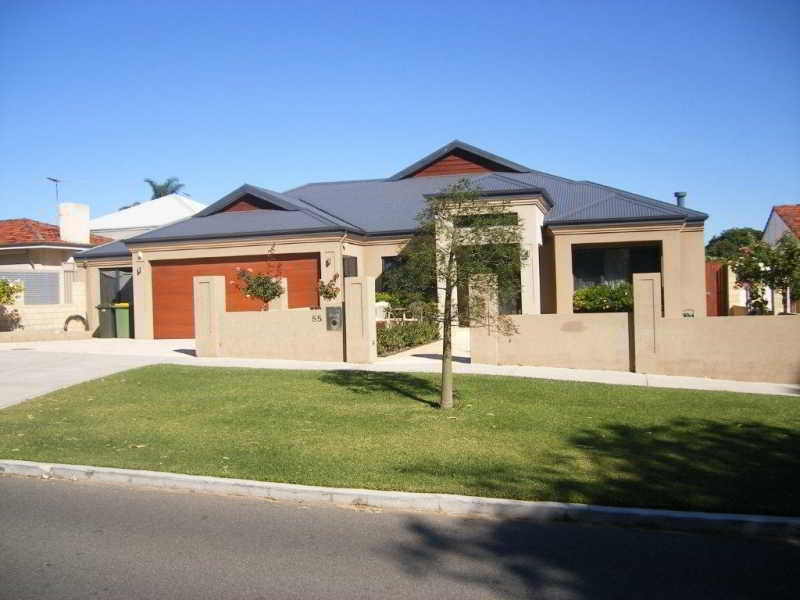 Отель Santa Maria Executive Suites