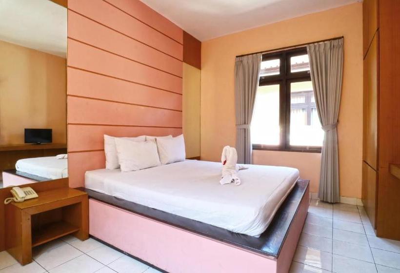 Отель Sayang Residence I