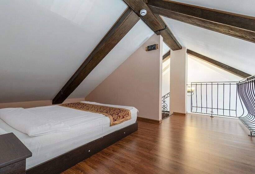 Отель Sibirskoe Podvorie