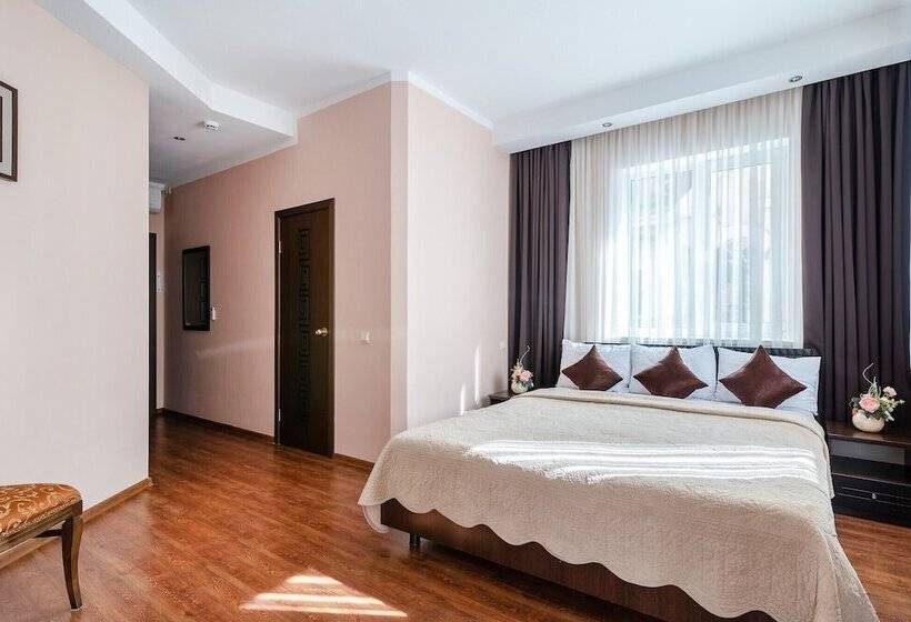 Отель Sibirskoe Podvorie