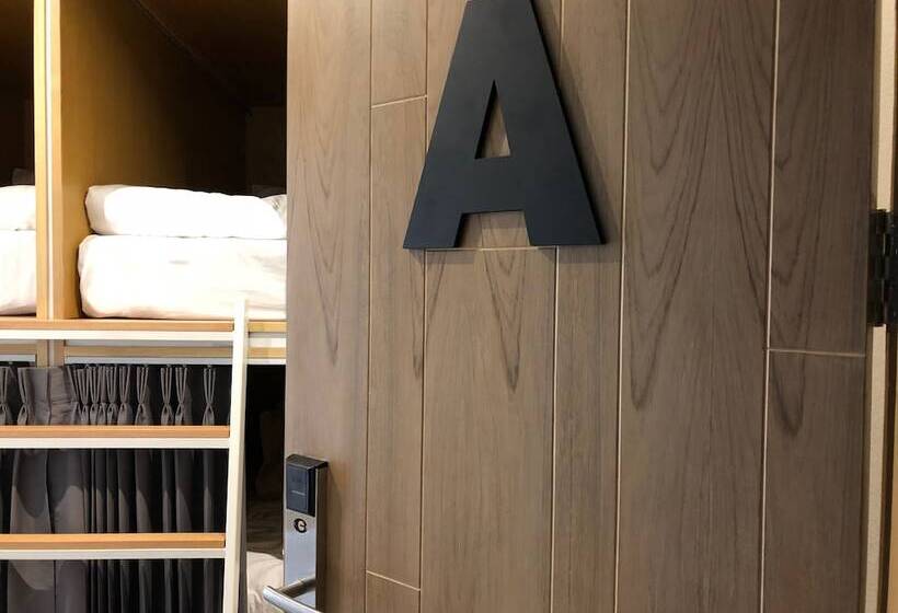 Отель Stay Thapae Hostel