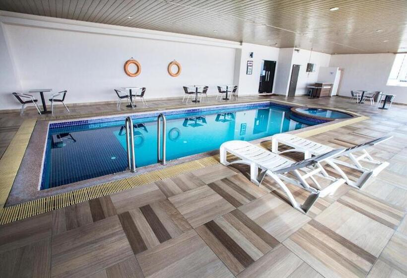 فندق Tanjong Vista