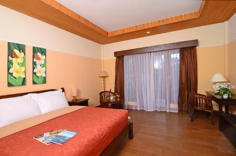 ホテル The Inn By Sunsethouse