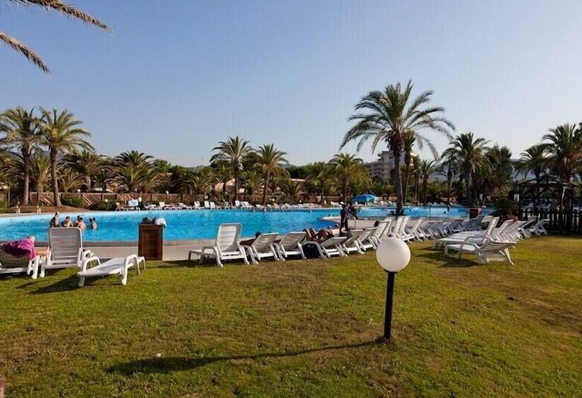 فندق Tindari Resort & Marina Beach