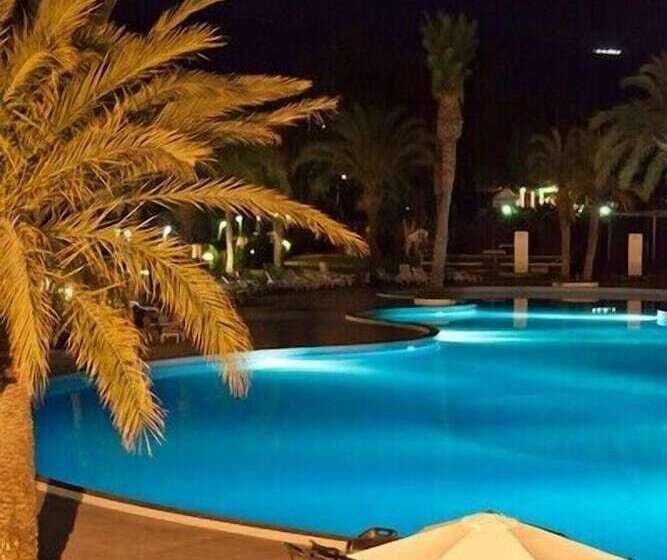 فندق Tindari Resort & Marina Beach