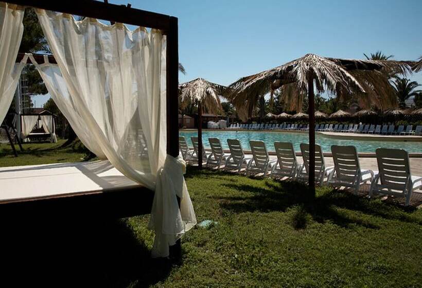 فندق Tindari Resort & Marina Beach