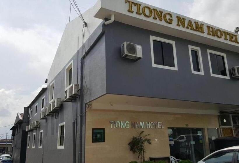 فندق Tiong Nam
