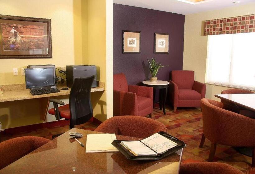 فندق Towneplace Suites Farmington
