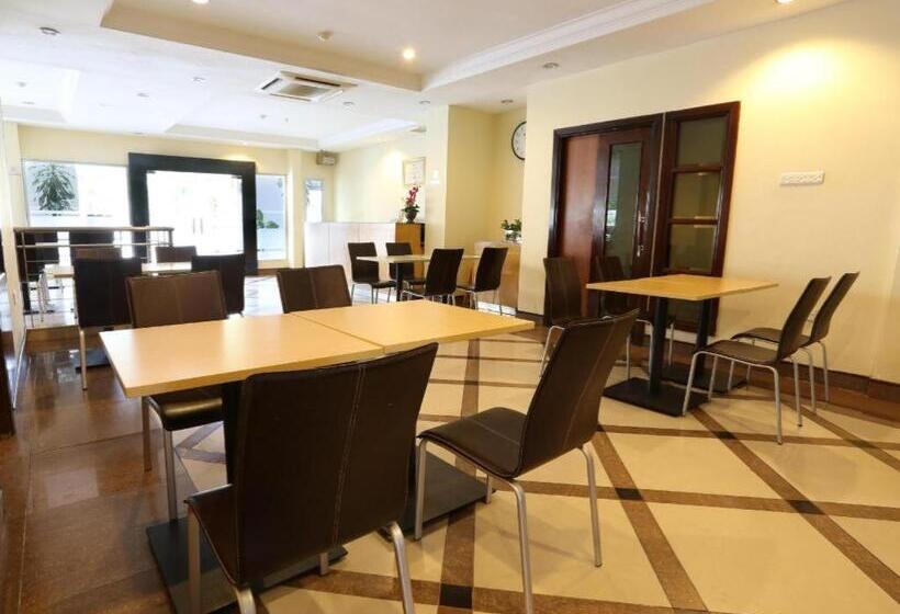 Triniti Hotel Batam