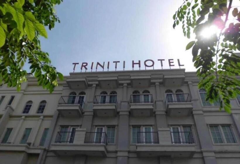 Triniti Hotel Batam