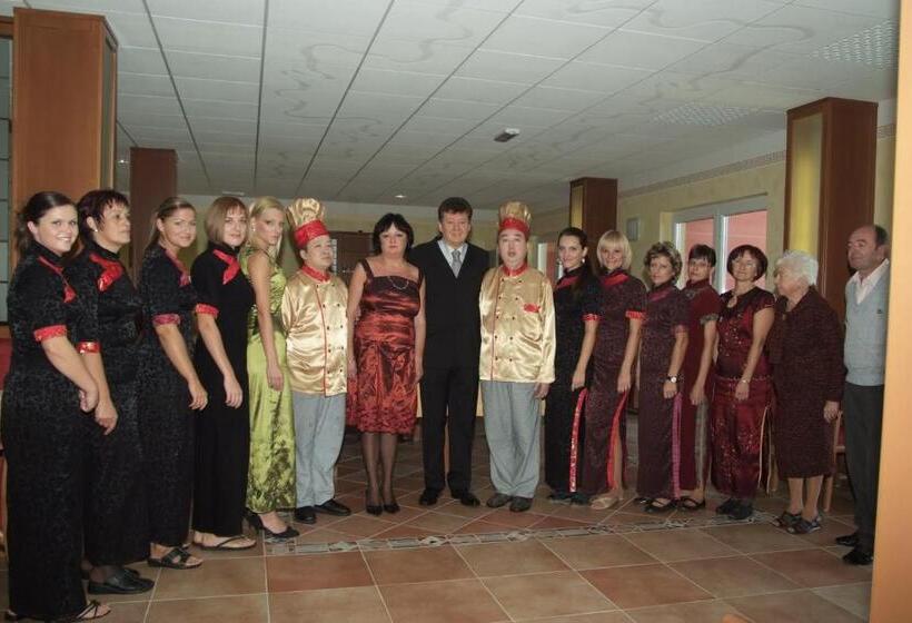 בית מלון כפרי Vila Emei