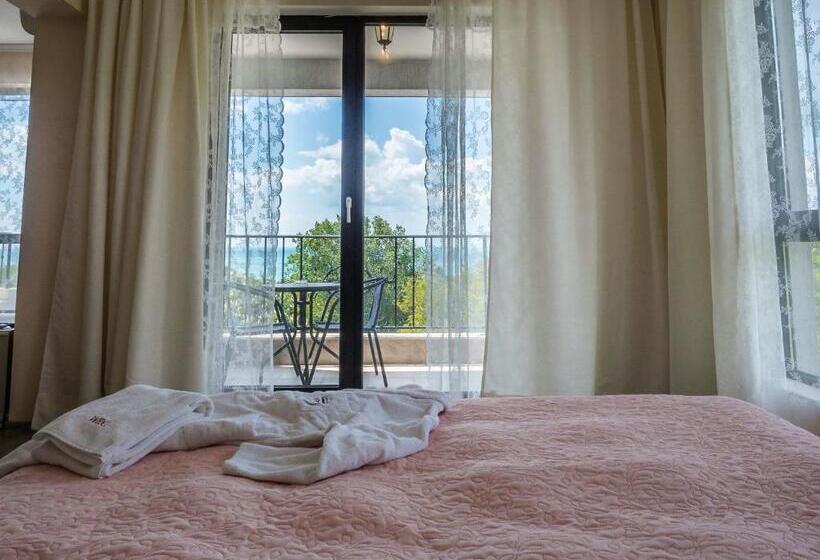 White Rock Castle Suite Hotel & Spa