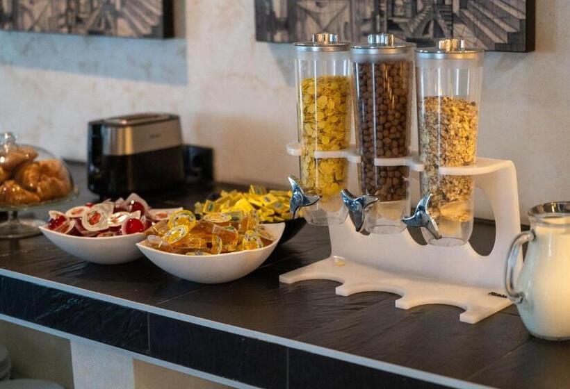 White Rock Castle Suite Hotel & Spa