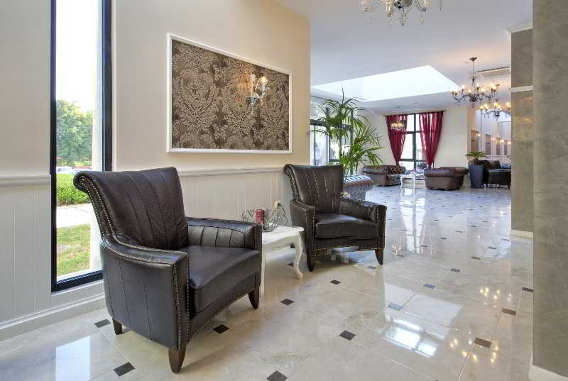 White Rock Castle Suite Hotel & Spa