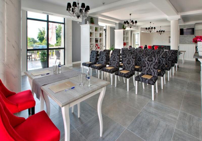 White Rock Castle Suite Hotel & Spa