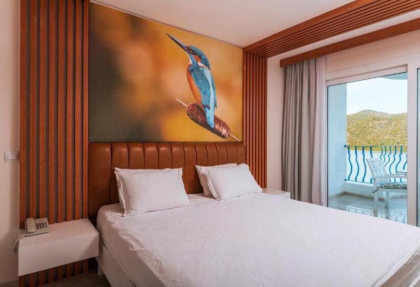 هتل Yalicapkini Boutique