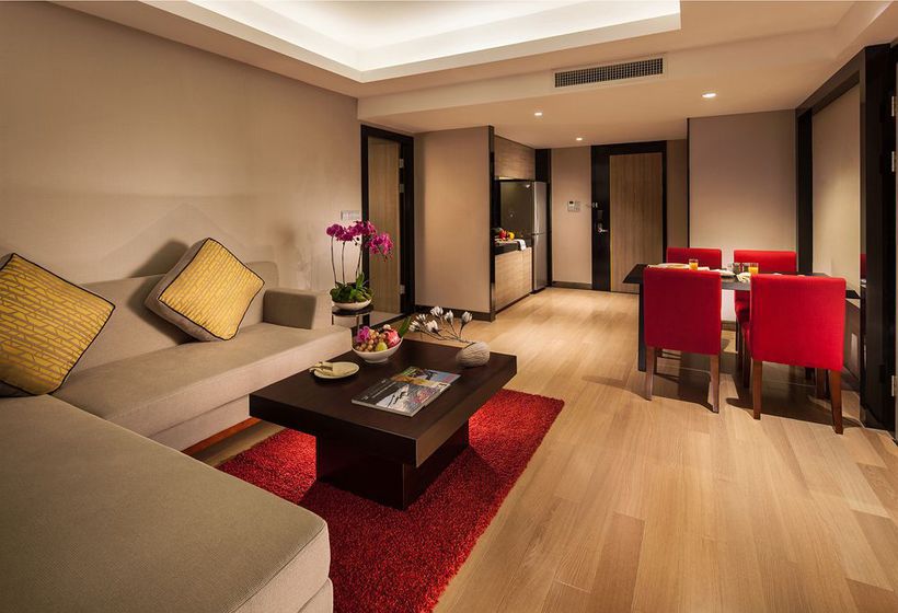 Отель M  Chengdu