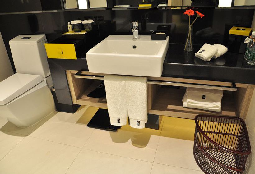 Отель M  Chengdu