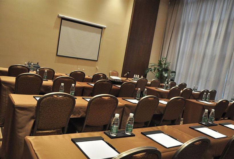 Отель M  Chengdu