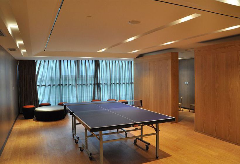 Отель M  Chengdu