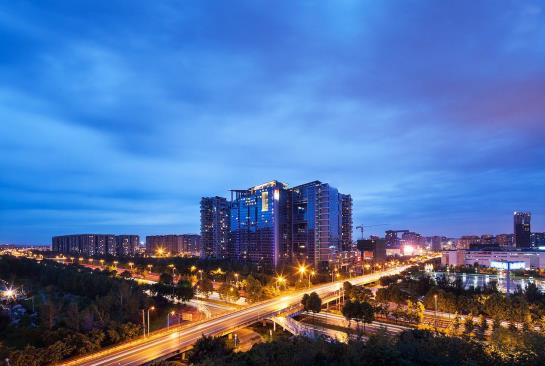 Отель M  Chengdu