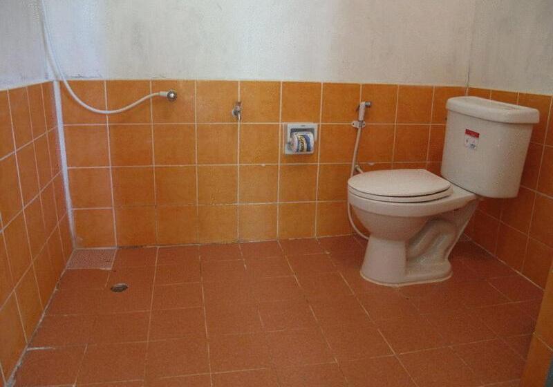 Malibu Beach Bungalows