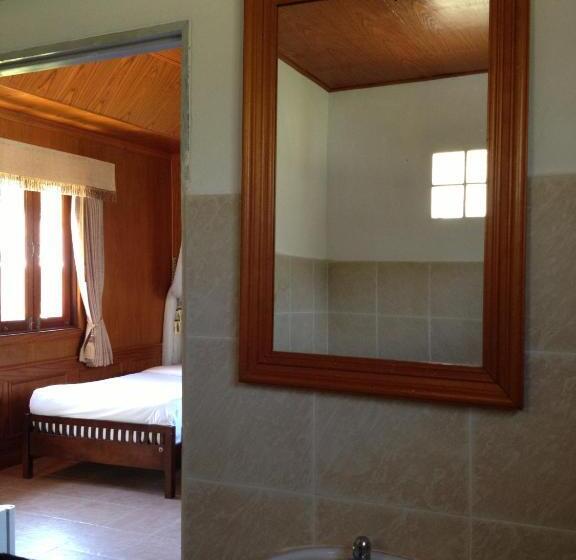 Malibu Beach Bungalows