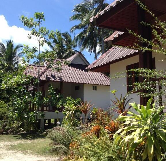 Malibu Beach Bungalows