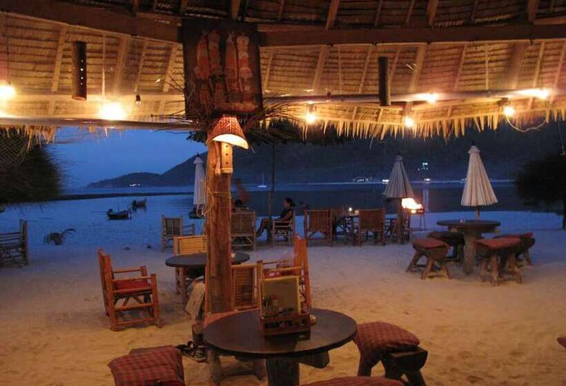 Malibu Beach Bungalows