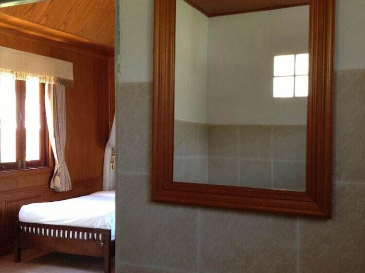 Malibu Beach Bungalows