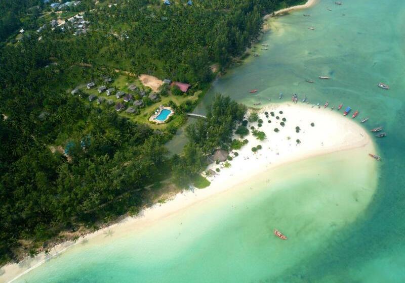Malibu Beach Bungalows