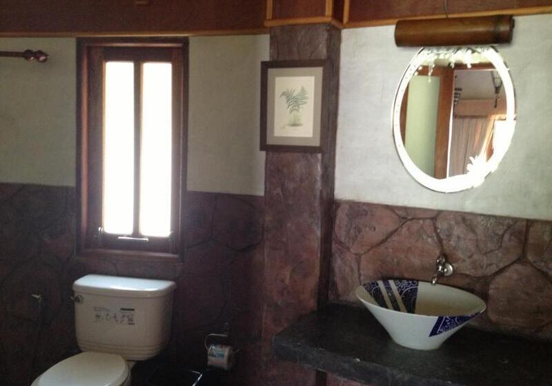 Malibu Beach Bungalows