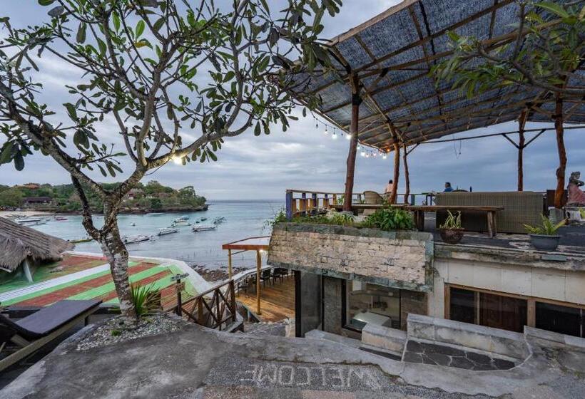 Mushroom Beach Bungalows