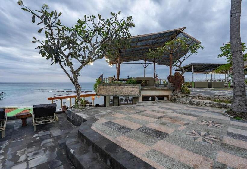 Mushroom Beach Bungalows