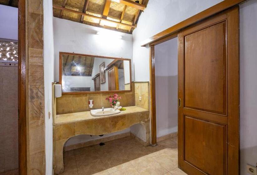 Mushroom Beach Bungalows