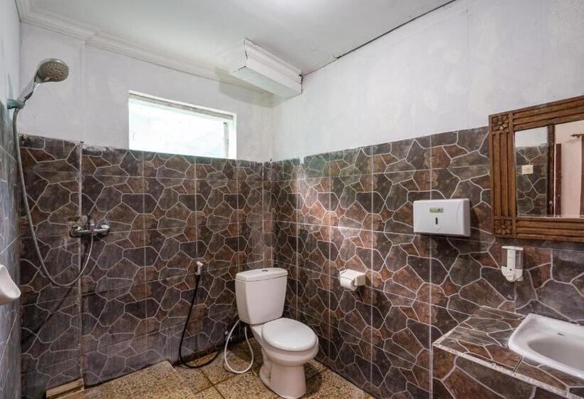 Mushroom Beach Bungalows