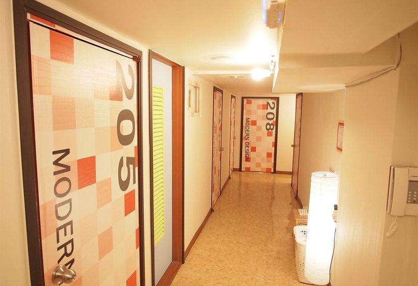 Shinchon Hostel