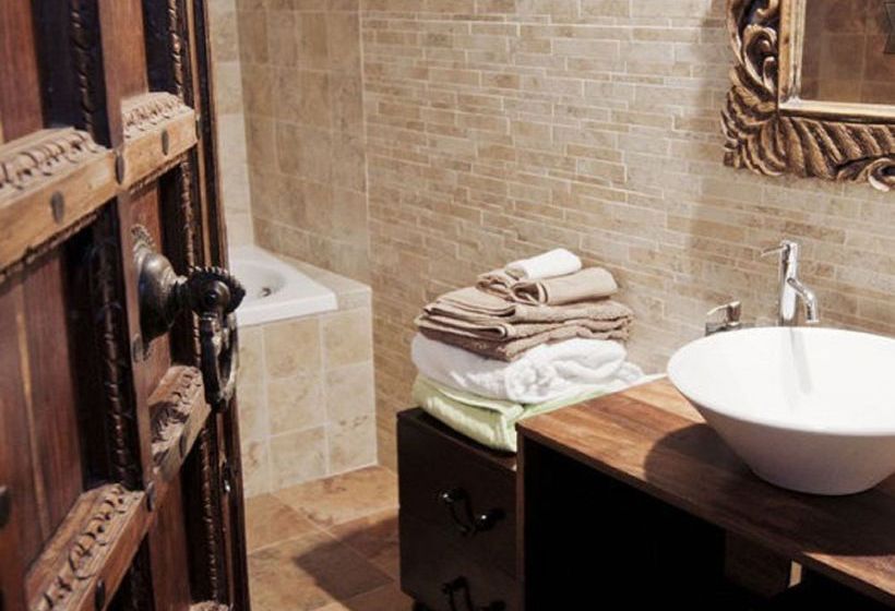 Venice Country Apartments