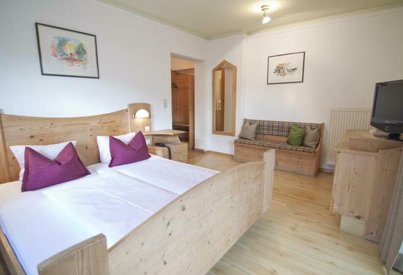 הוסטל Gasthof Sonne