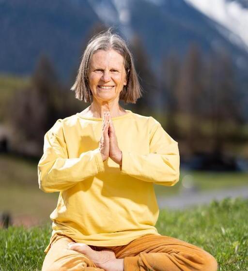 호스텔 Chasa Allegra