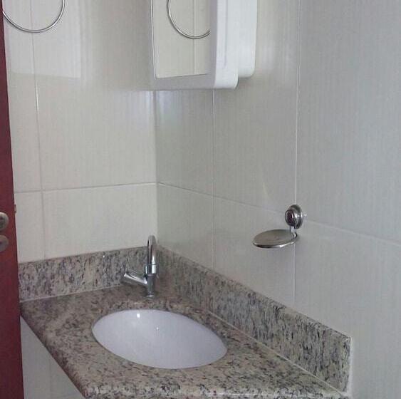 ユースホステル Pousada Requinte