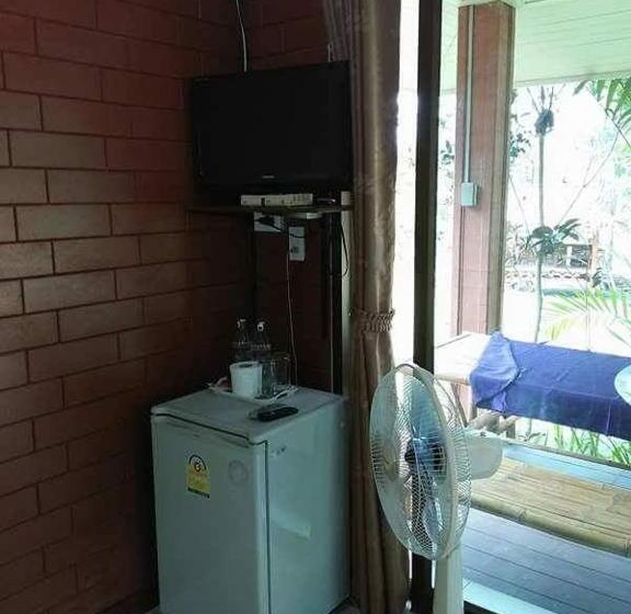 Baanrai Saiyoknoi Resort