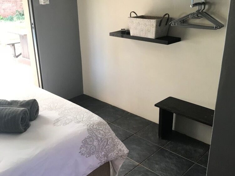 Bed and Breakfast 28 La Rochelle