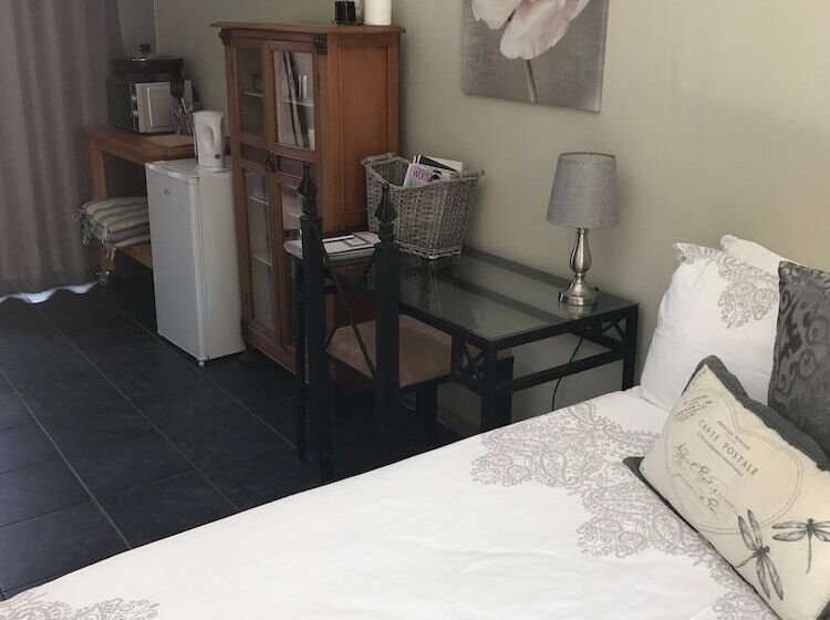 Bed and Breakfast 28 La Rochelle